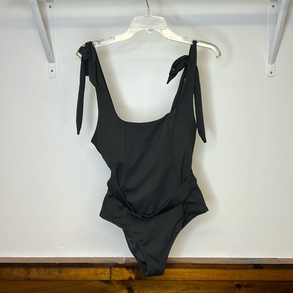 NWOT Amazon‎ Black Belted One Piece Swimsuit- M